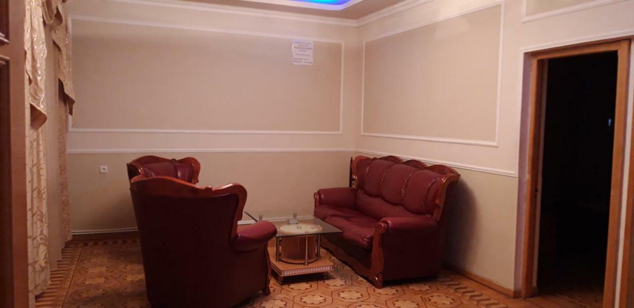 Valda Hotel On Tumanyan Vanadzor Extérieur photo